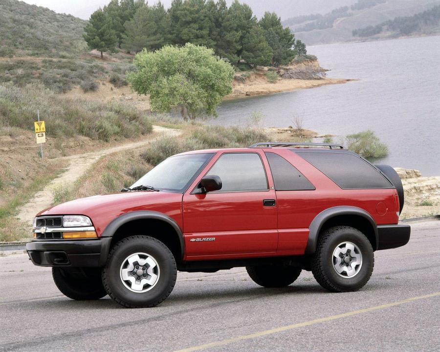  Chevrolet Blazer 1999 года  (фото 29 из 35)